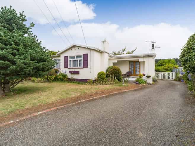 30 Ladys Mile, Foxton