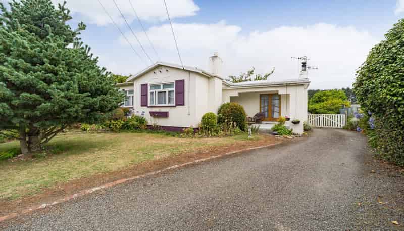 30 Ladys Mile, Foxton