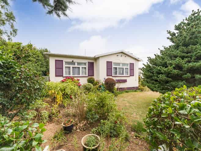 30 Ladys Mile, Foxton