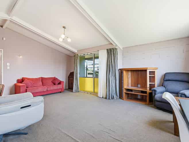 51 Hinau Street, Castlecliff