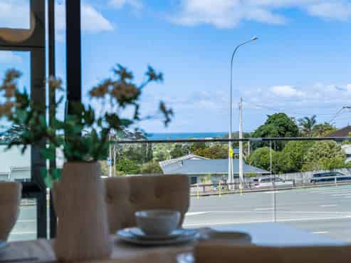 952A  East Coast Road, Northcross