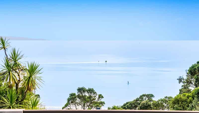 10 Chelverton Terrace, Red Beach