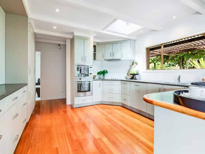 10 Chelverton Terrace, Red Beach