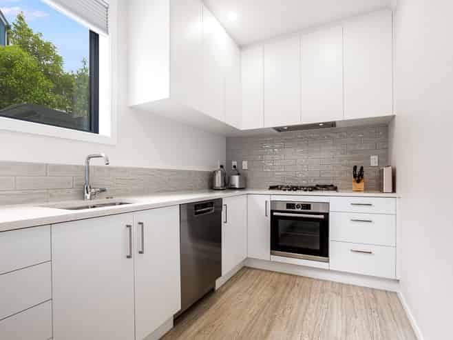 21 Koreke Close, Porirua