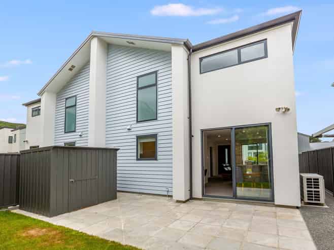 21 Koreke Close, Porirua