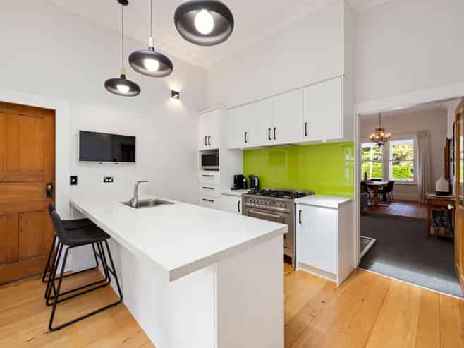 230 River Road, Claudelands