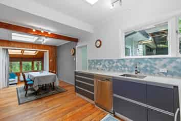 35 Wyndham Road, Pinehaven