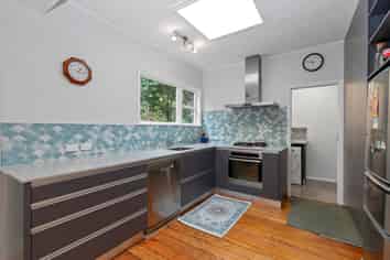 35 Wyndham Road, Pinehaven