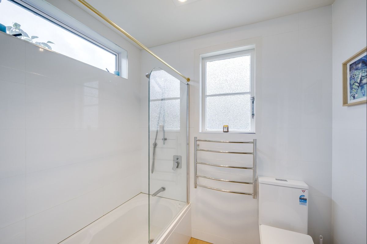 Perfect freehold first home, extra rooms included - Ansicht 4