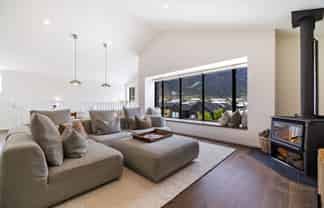 18 Grain Close, Jacks Point