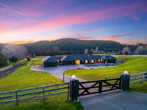 1 Kaituhi Lane, Coatesville