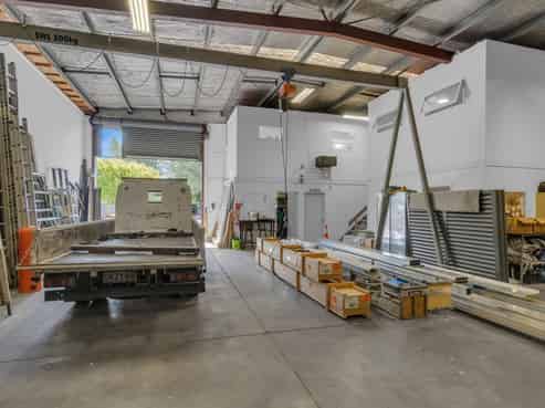 Versatile industrial with great profile