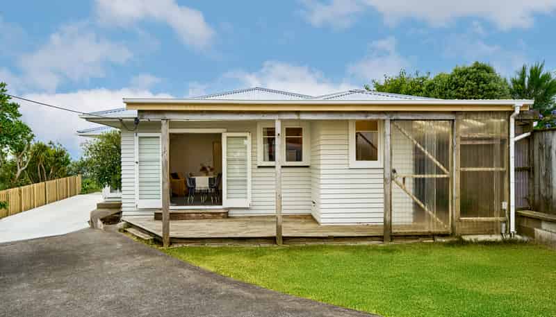 16 Balmain Street, Newlands