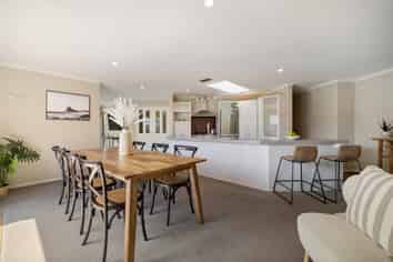 14 Erskine Street, Lake Hayes Estate