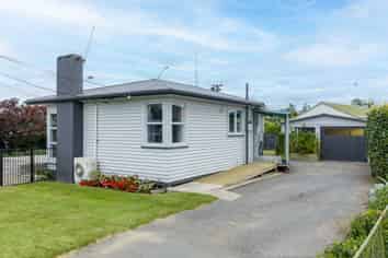 1B Tomin Road, Glenview