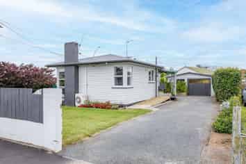 1B Tomin Road, Glenview