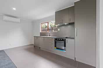 70A Clayton Avenue, Otara