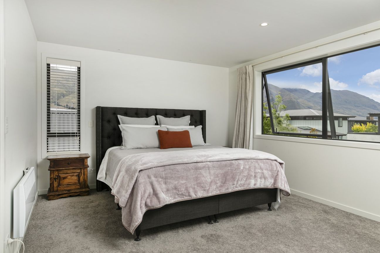Your four-season Wanaka retreat - Više