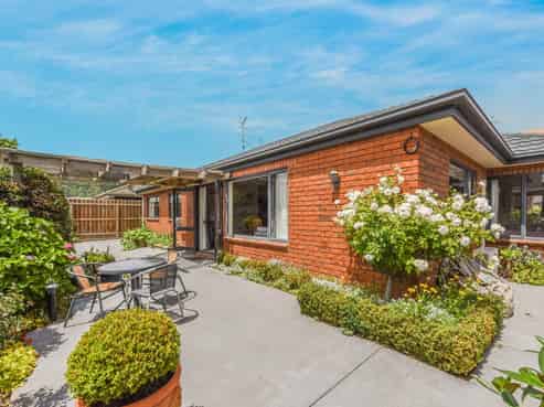 5 Highgrove Way, The Wood