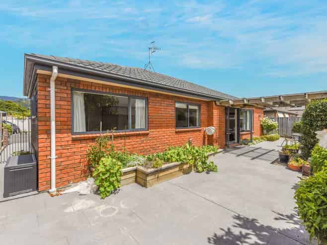 5 Highgrove Way, The Wood