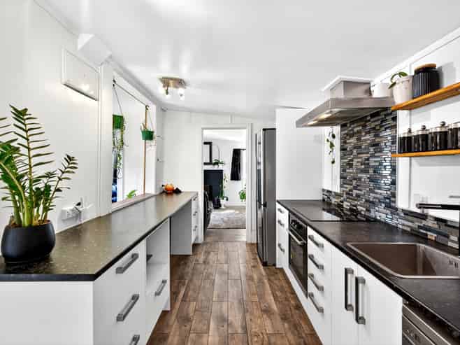 289 Clifton Road, Te Awanga