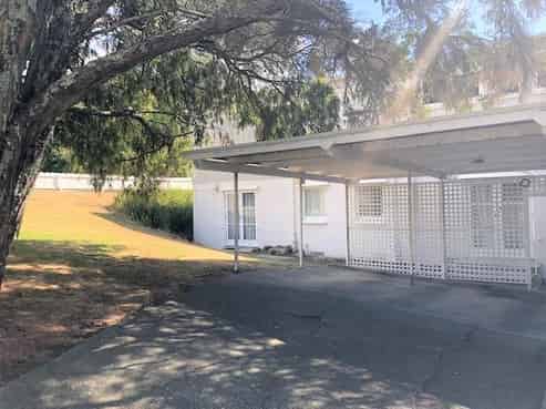 2-2 Abraham Place, Saint Johns