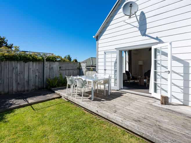 50  Ross Street, ROSLYN