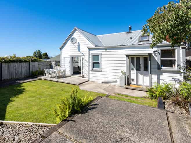 50  Ross Street, ROSLYN