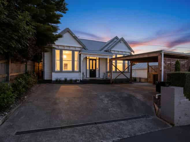 50  Ross Street, ROSLYN