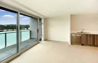 101E/25 Don Mckinnon Drive, Albany