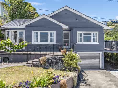 10 Douglas Road, Wakatu