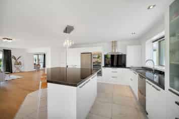 13 John Sutton Place, Richmond