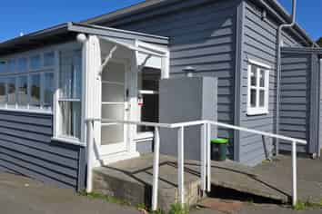 4C Prospero Terrace, Mount Albert