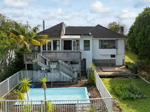 110 New Windsor Road, New Windsor