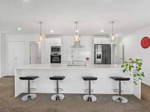 32 Whitehorn Drive, Lincoln