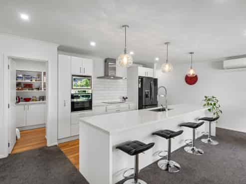 32 Whitehorn Drive, Lincoln