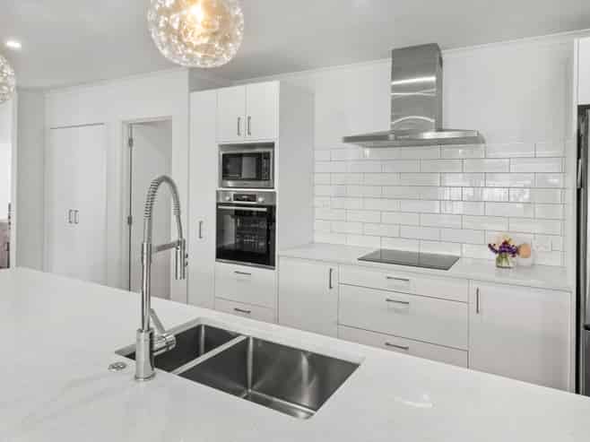 32 Whitehorn Drive, Lincoln