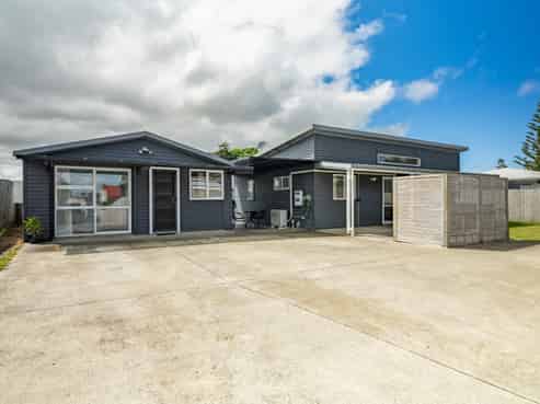 39A Cleek Road, Mangere East