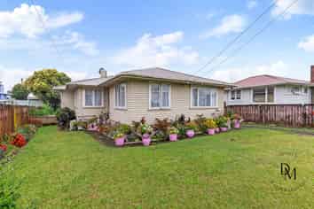 29 Lappington Road, Otara