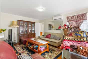 29 Lappington Road, Otara