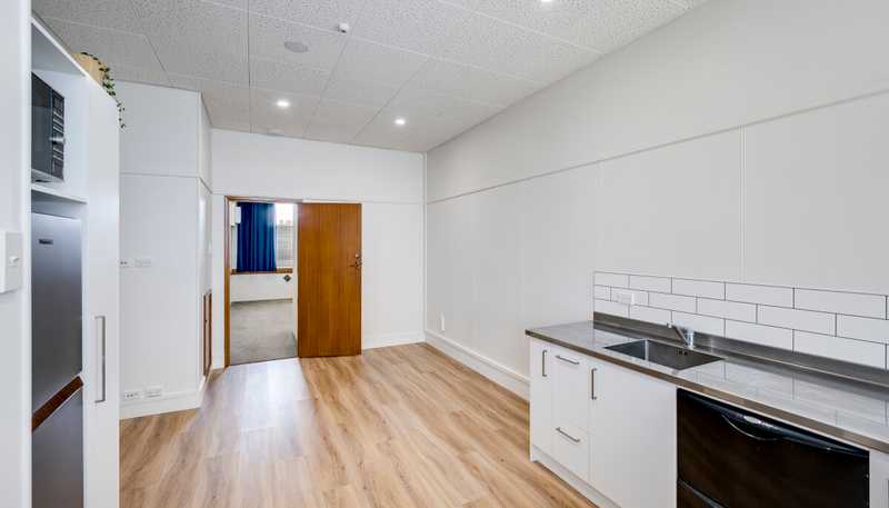 124 Queen Street East, Hastings