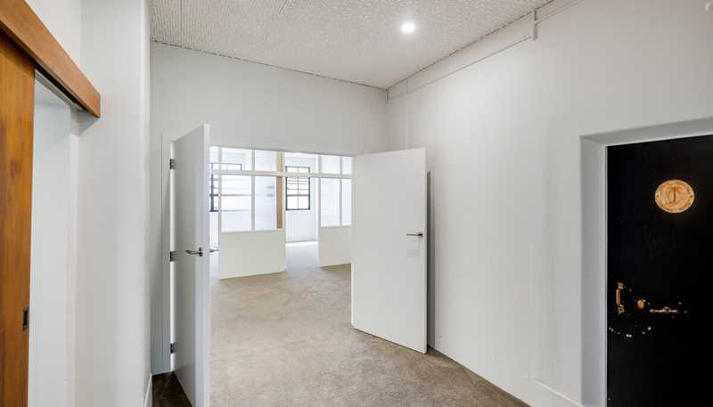 124 Queen Street East, Hastings