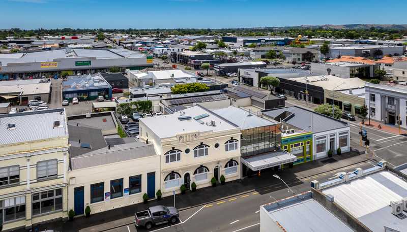 124 Queen Street East, Hastings