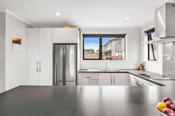 94b Banks Street, Marfell