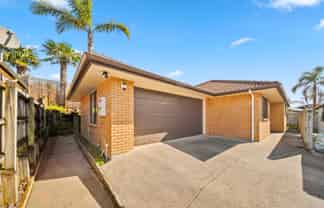 5 Dapple Place, Flat Bush