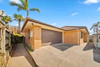 5 Dapple Place, Flat Bush