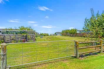 36 Shakespeare Road, Bastia Hill