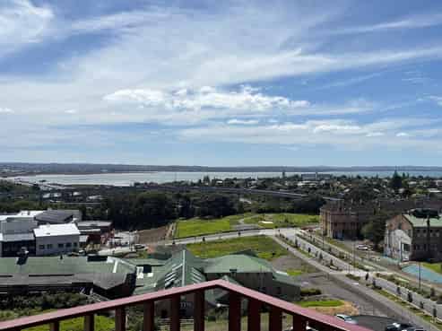 202/2B Te Ara Taurapa, Point Chevalier