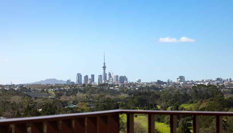 202/2B Te Ara Taurapa, Point Chevalier