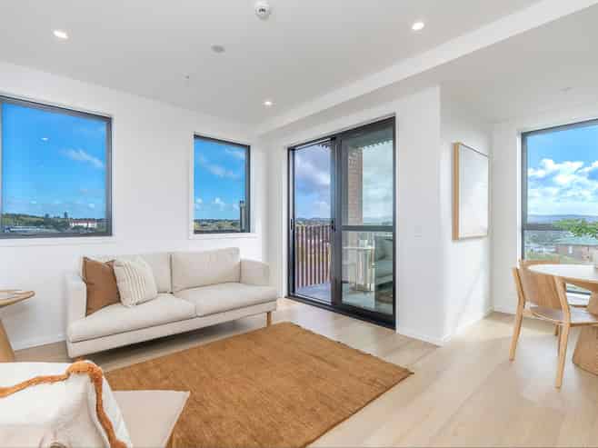 202/2B Te Ara Taurapa, Point Chevalier